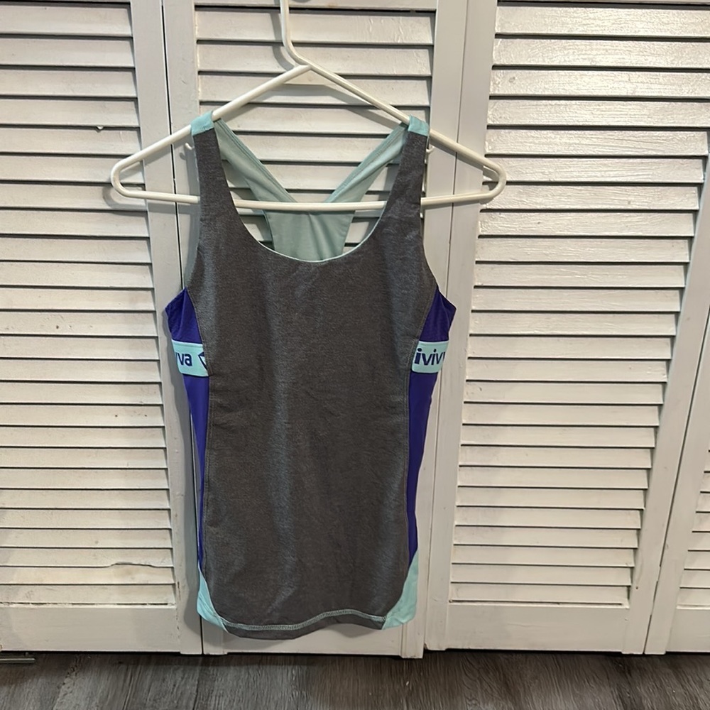 Ivivva workout top